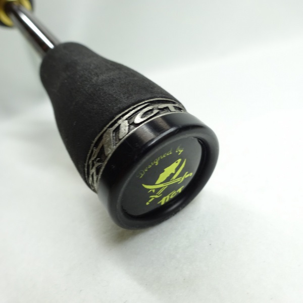 スラム ’UTR-601UX